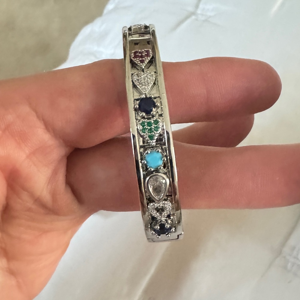 Gold Multi-Stone Patterned Bangle Bracelet - Picture 4 of 4